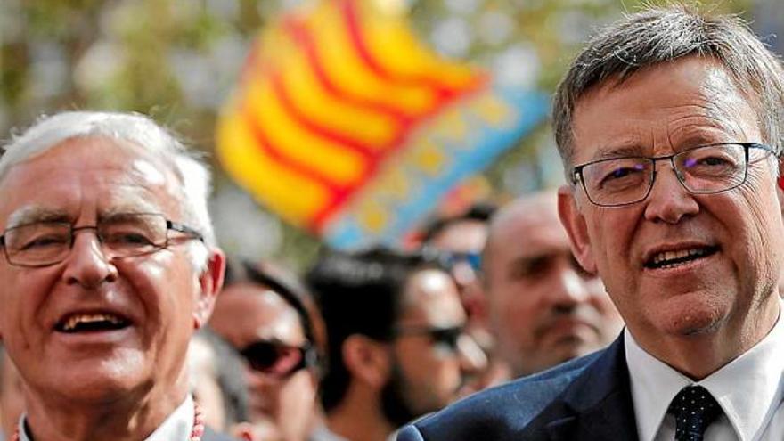 L&#039;alcalde de València i el president valencià en la manifestació d&#039;ahir