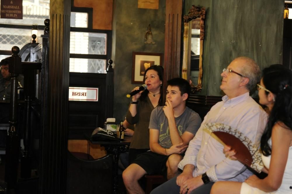 Ciencia y monólogos en un pub de Murcia