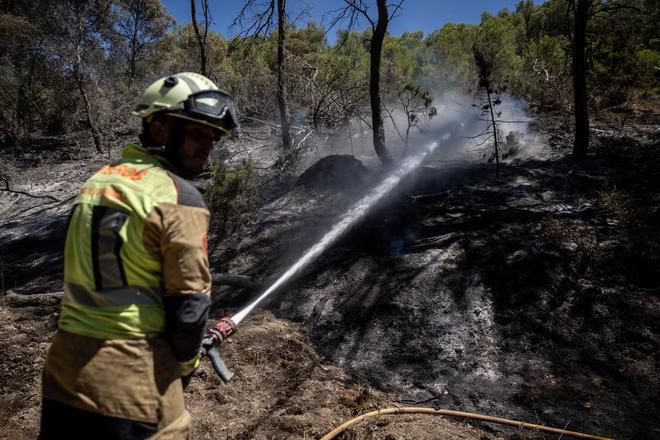 En imágenes | Así ha quedado la Sierra de Alcubierre tras el voraz incendio desatado el pasado martes: miles de hectáreas devastadas