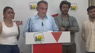 IU llama en Córdoba a proteger el suelo agrícola frente a las "macroinstalaciones de plantas fotovoltaicas"