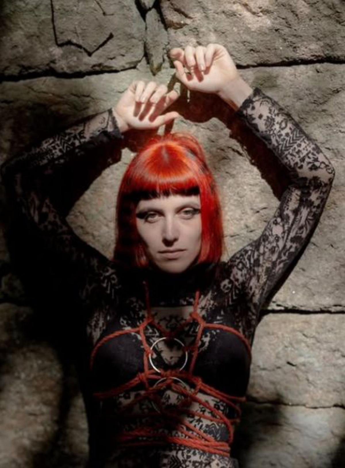 A editora Branca Trigo. | B.T.