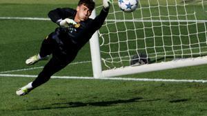 El portero del Real Madrid, Kepa Arrizabalaga, durante un entrenamiento.