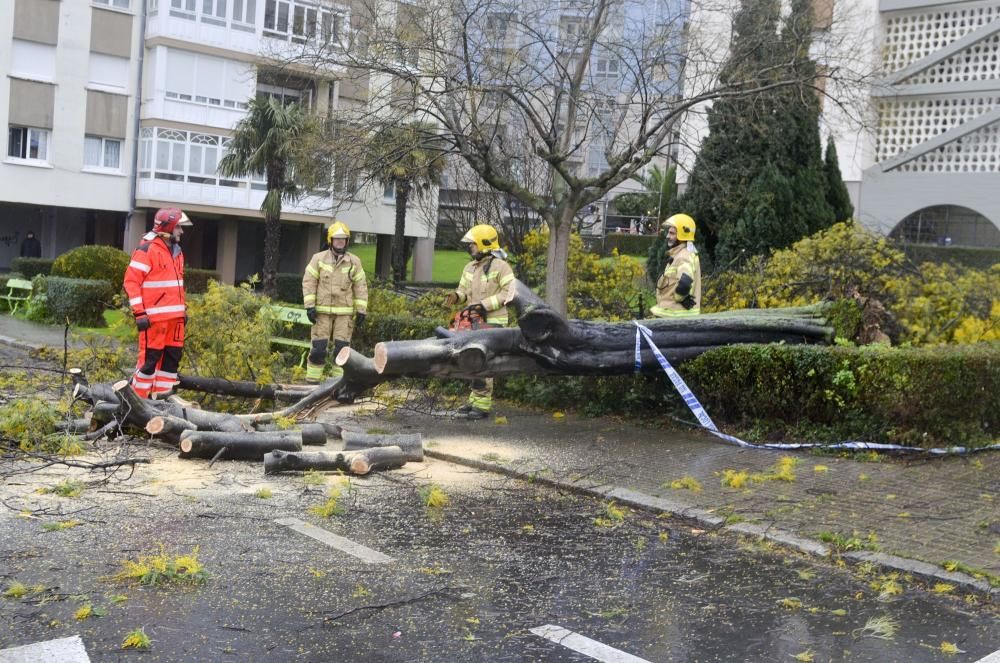 Las imágenes del temporal en A Coruña este sábado