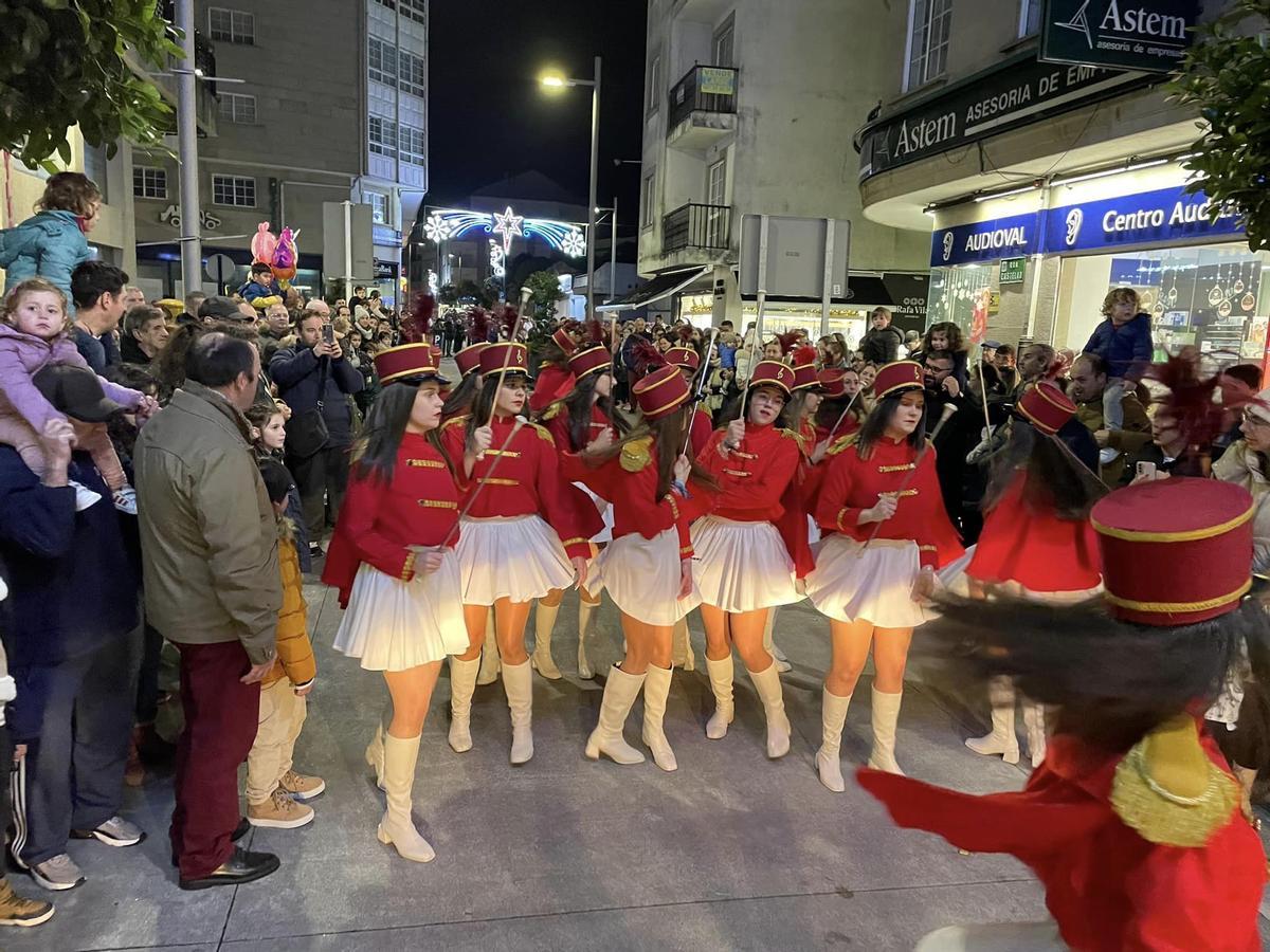 Las majorettes mecas en la Cabalgata de Reyes.