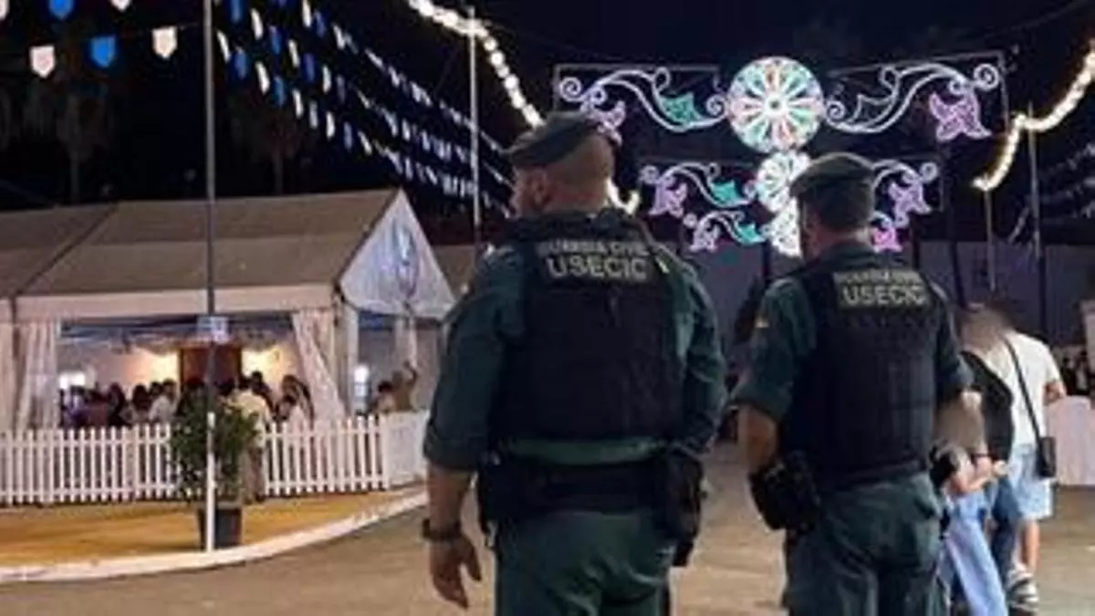 Un guardia civil salva la vida de un hombre en la Feria de la Algaba