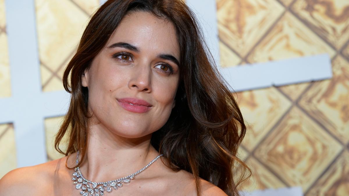 Adriana Ugarte entrega los Premios L'Oréal Paris en la MBFWM - Stilo