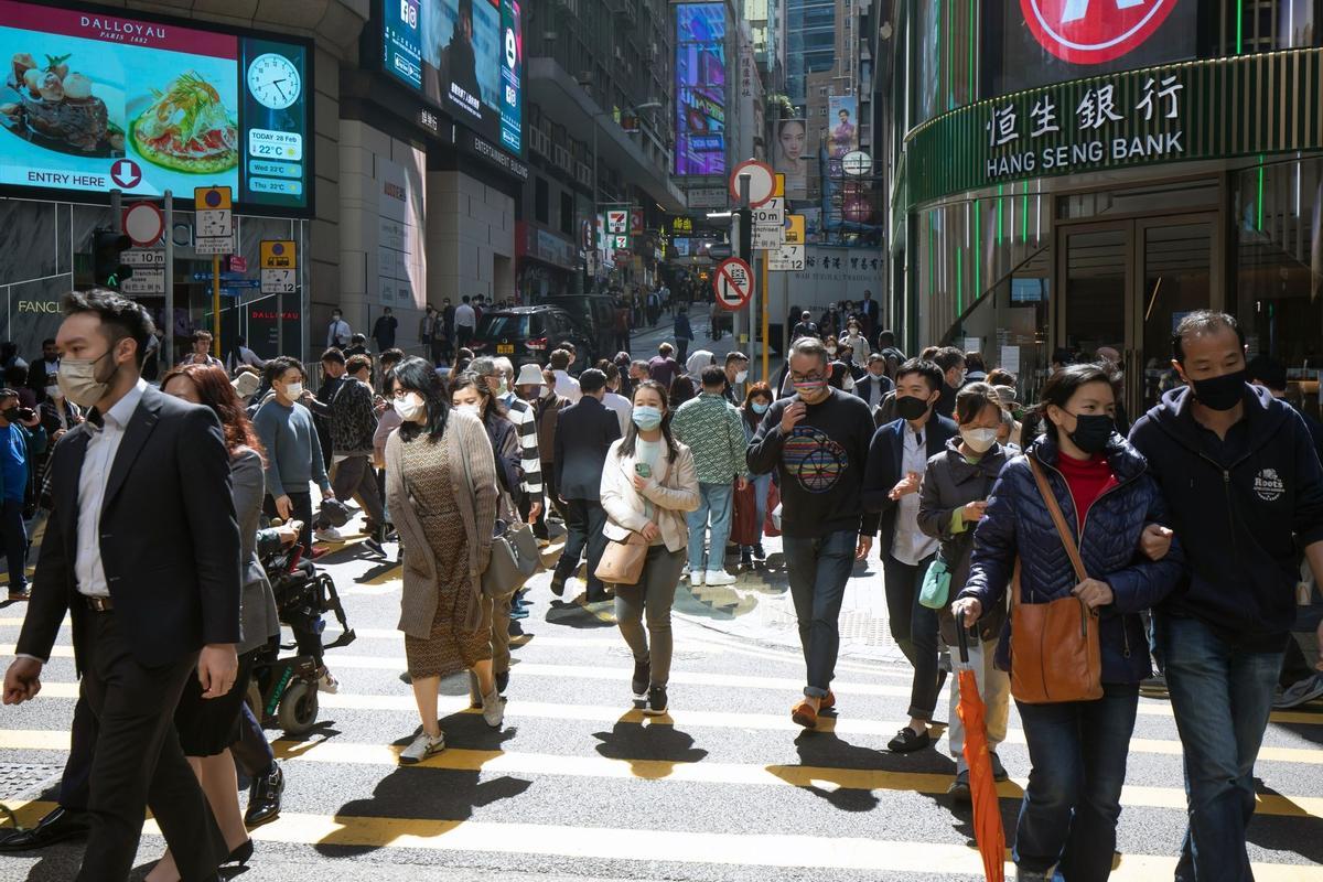 Adiós a las mascarillas en Hong Kong