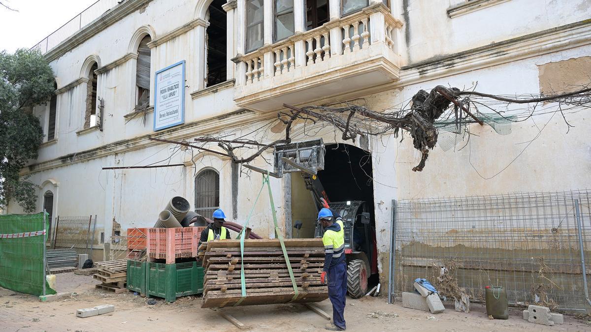 Se reinician las obras de conversión de Villa Amparo de Paiporta en centro de dia.