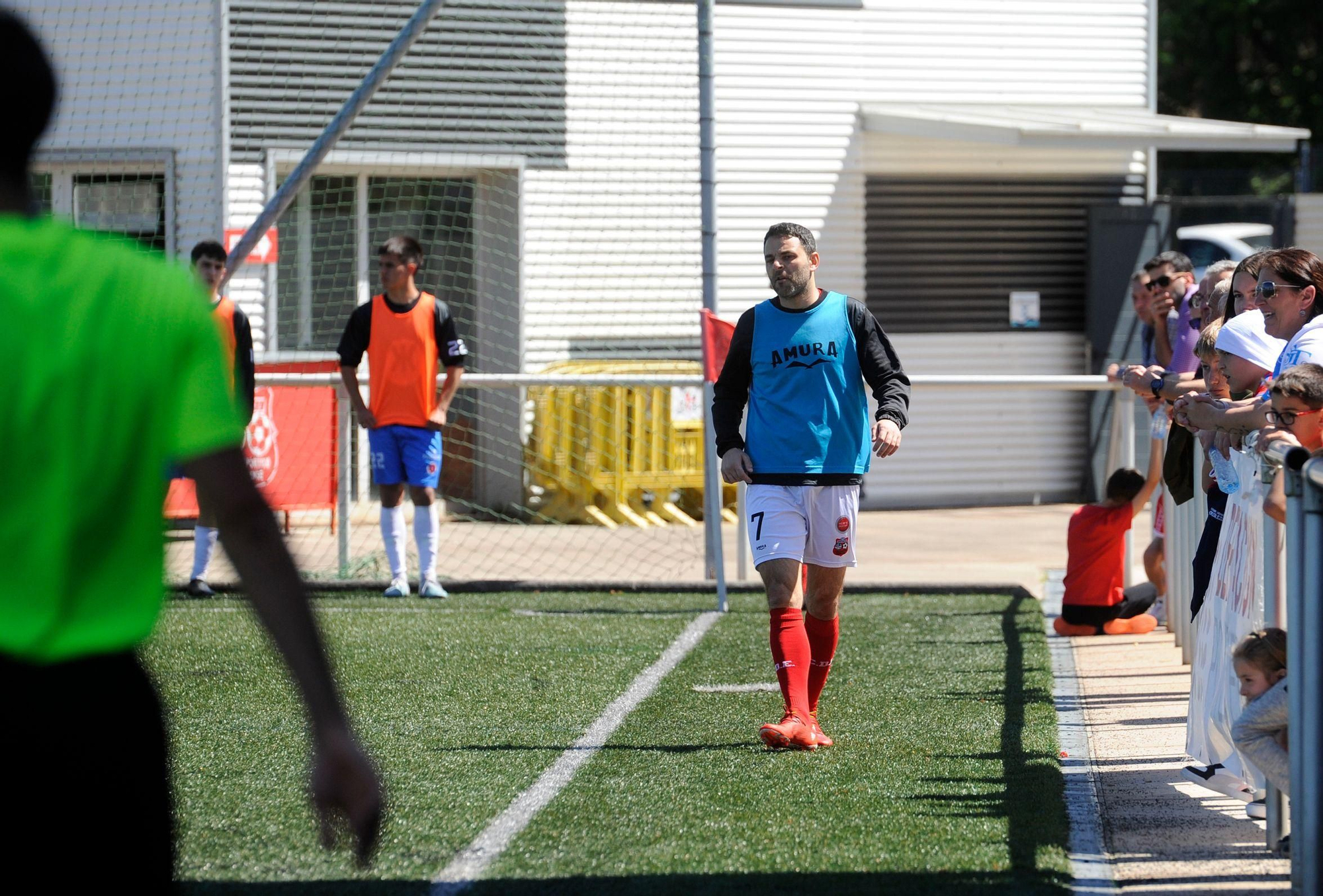 El 'one man club' gallego: Vicente cuelga las botas tras 19 temporadas en el Estradense