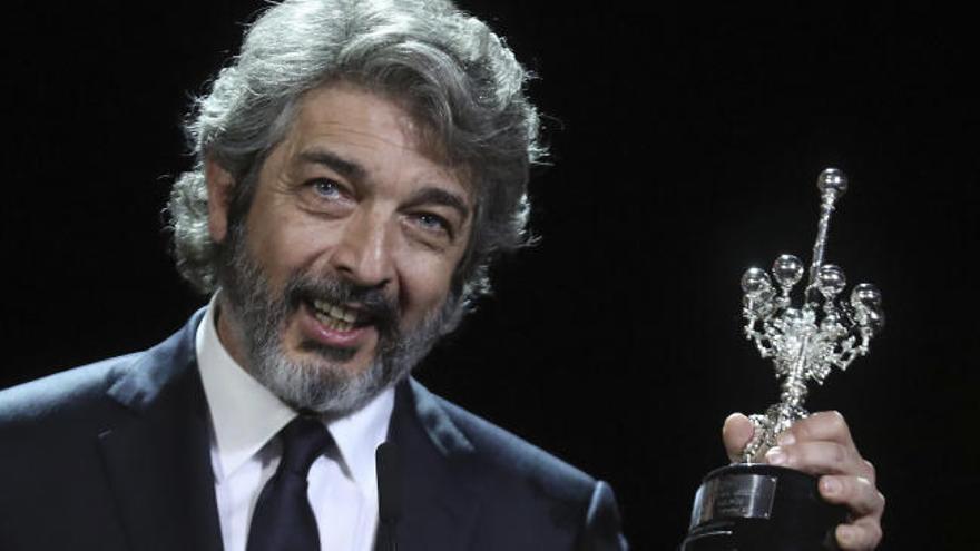 Ricardo Darín se emociona al recibir el premio Donostia