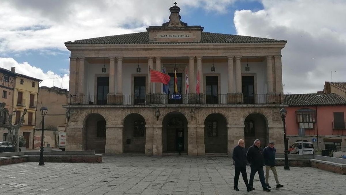 Fachada del Ayuntamiento de Toro.