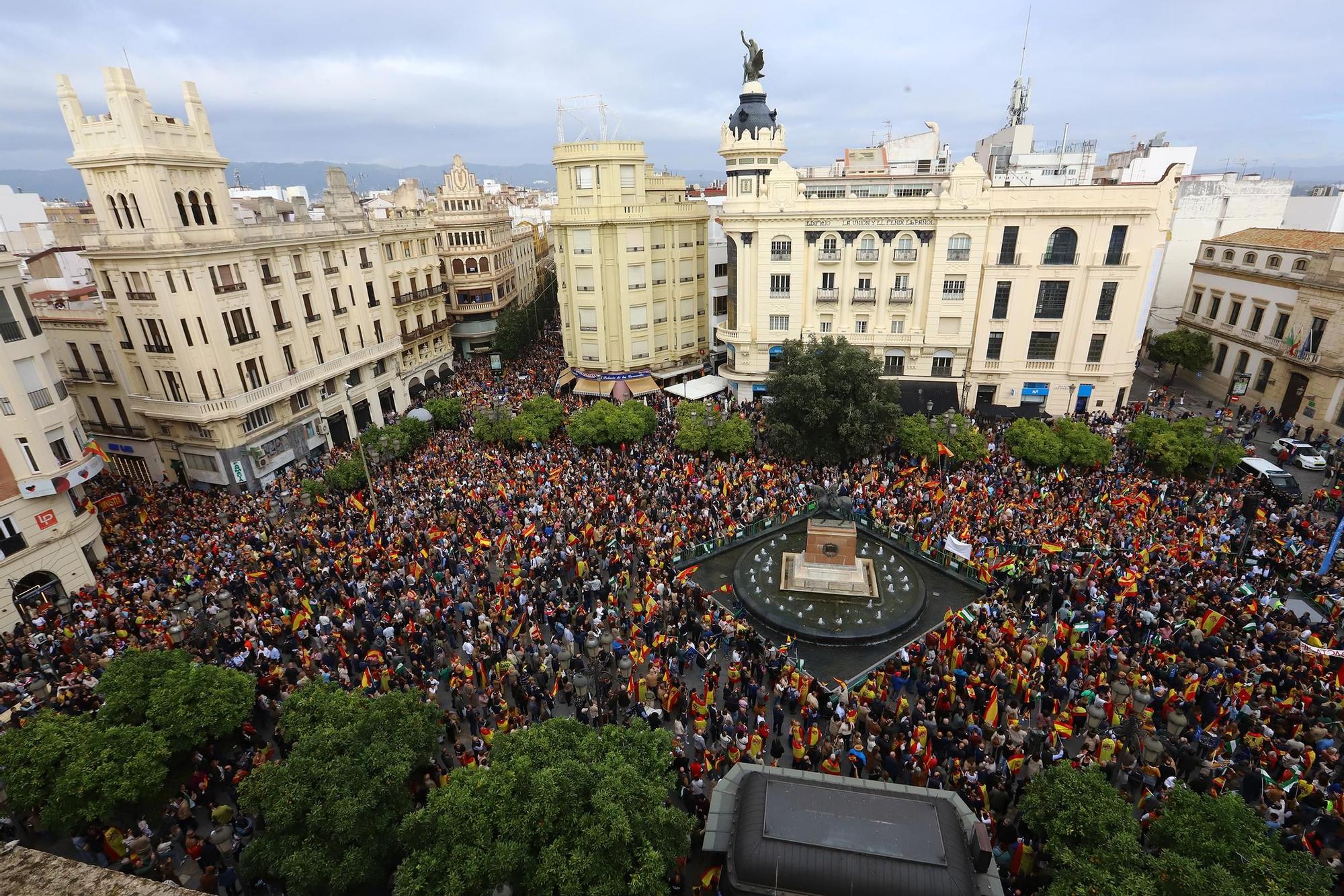 El PP de Córdoba congrega en Las Tendillas a miles de personas contra la amnistía