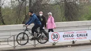 El Ayuntamiento adjudica la obra del carril bici del puente de San Rafael e intentará cambiar el trazado inicial