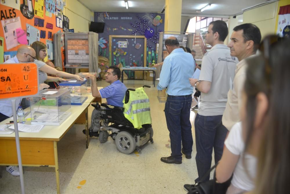 Las imágenes que nos dejan las elecciones autonómicas, europeas y municipales en la Región de Murcia