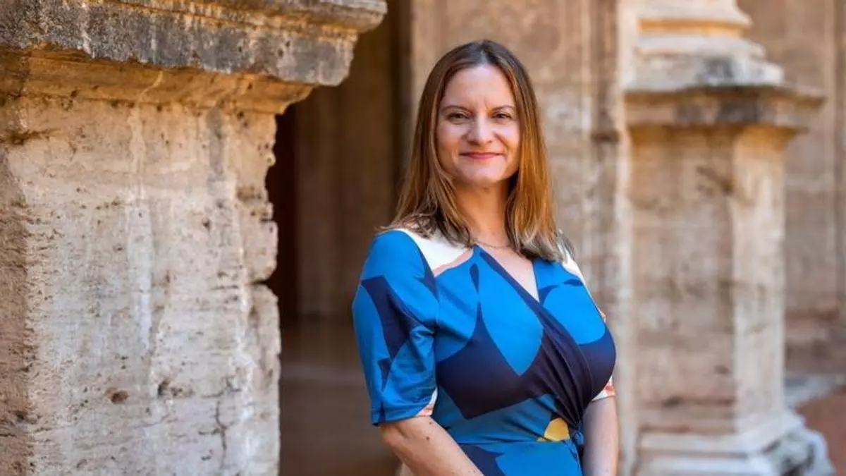 Maria Àngels Francés: feminismo y pasión por la lengua para cuidar de los nombres de las cosas