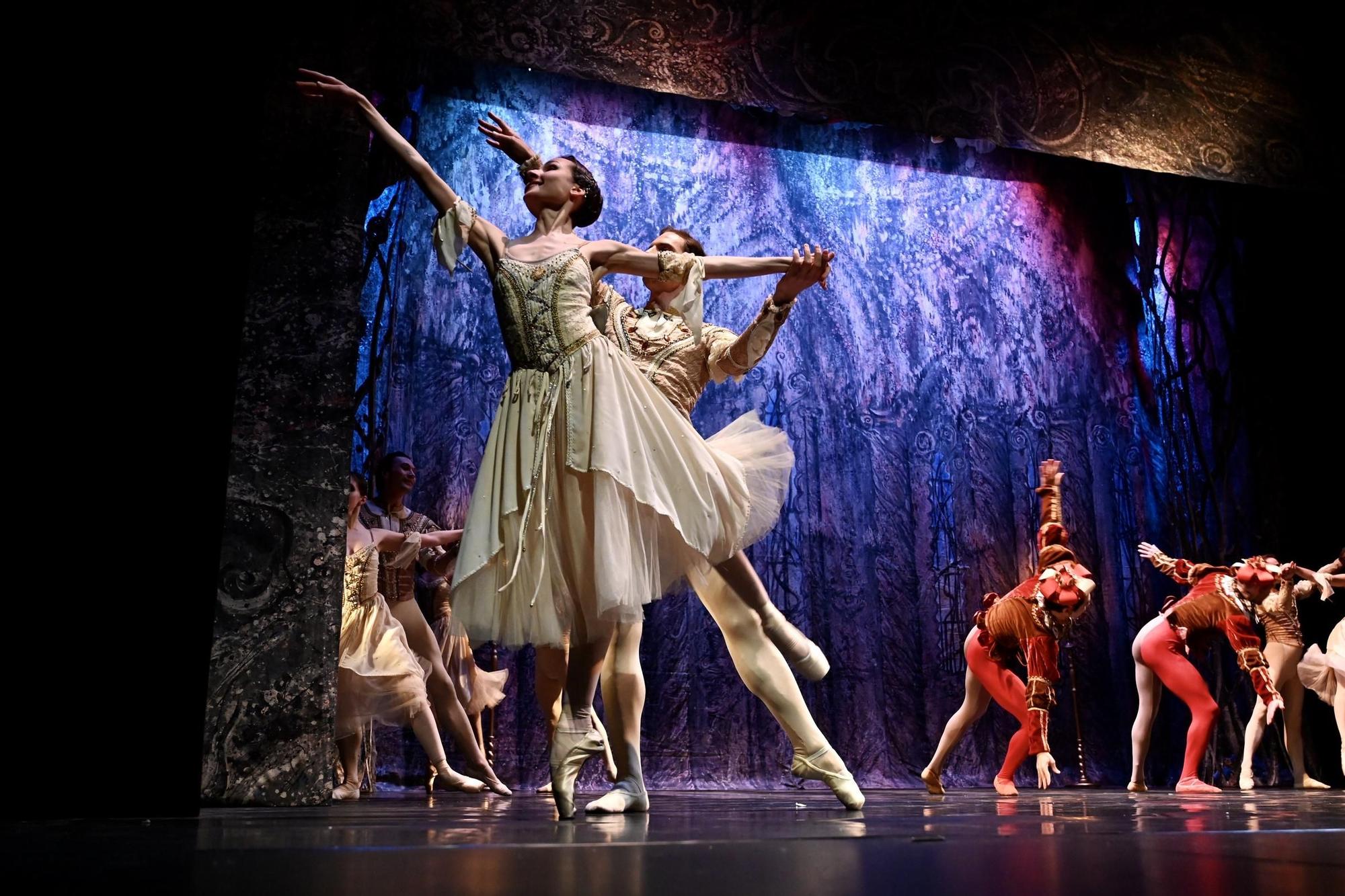 El Ballet Imperial Ruso, mentor de los alumnos de la escuela de danza Deborah