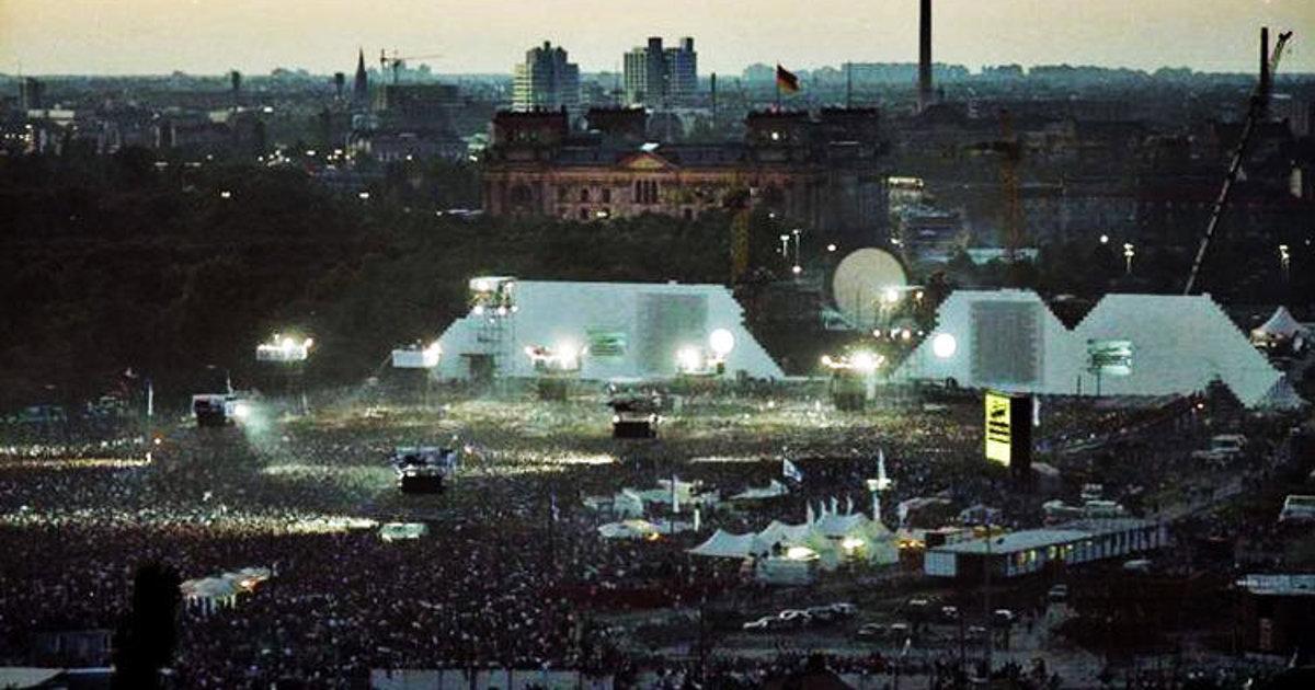 Concierto 'The Wall', de Pink Floyd en Berlín (1990); el muro fue construido por Nussli.