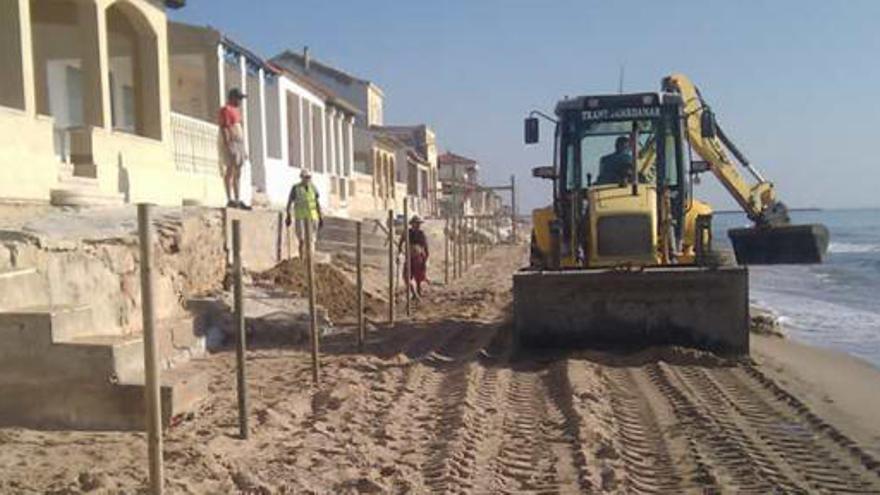 Reabren un kilómetro de la playa de Babilonia tras invertir 9.000 €