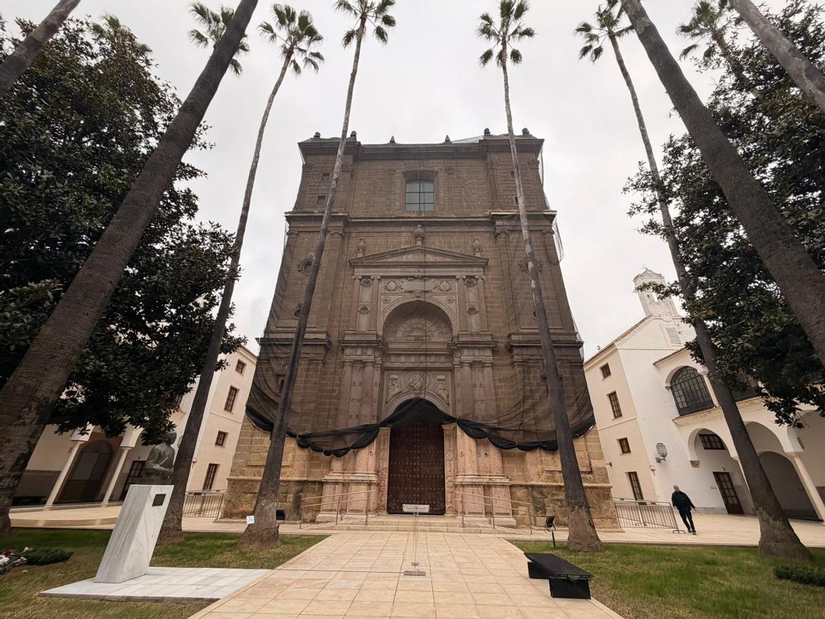 Aspecto actual del salón de plenos del Parlamento de Andalucía.