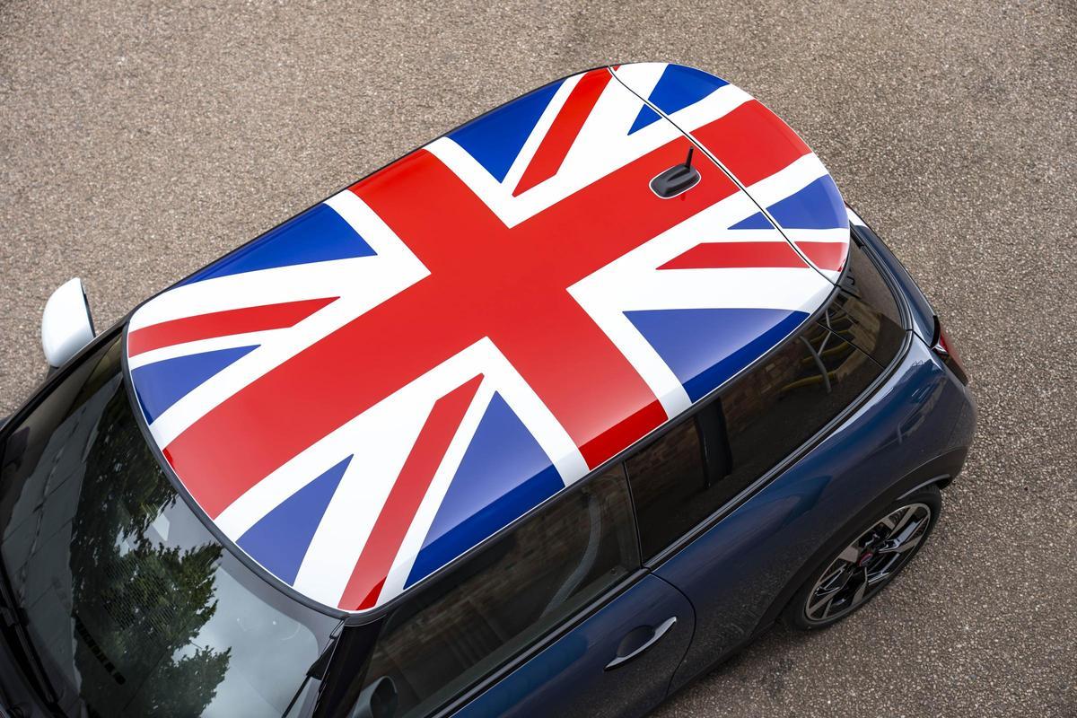 MINI, Cooper'ın 25. yıl dönümünü 'Oxford Edition' ile kutluyor