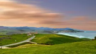 El chiringuito con el atardecer más bonito de España: "Un regalo para los sentidos. Vistas espectaculares, música y raciones ricas"