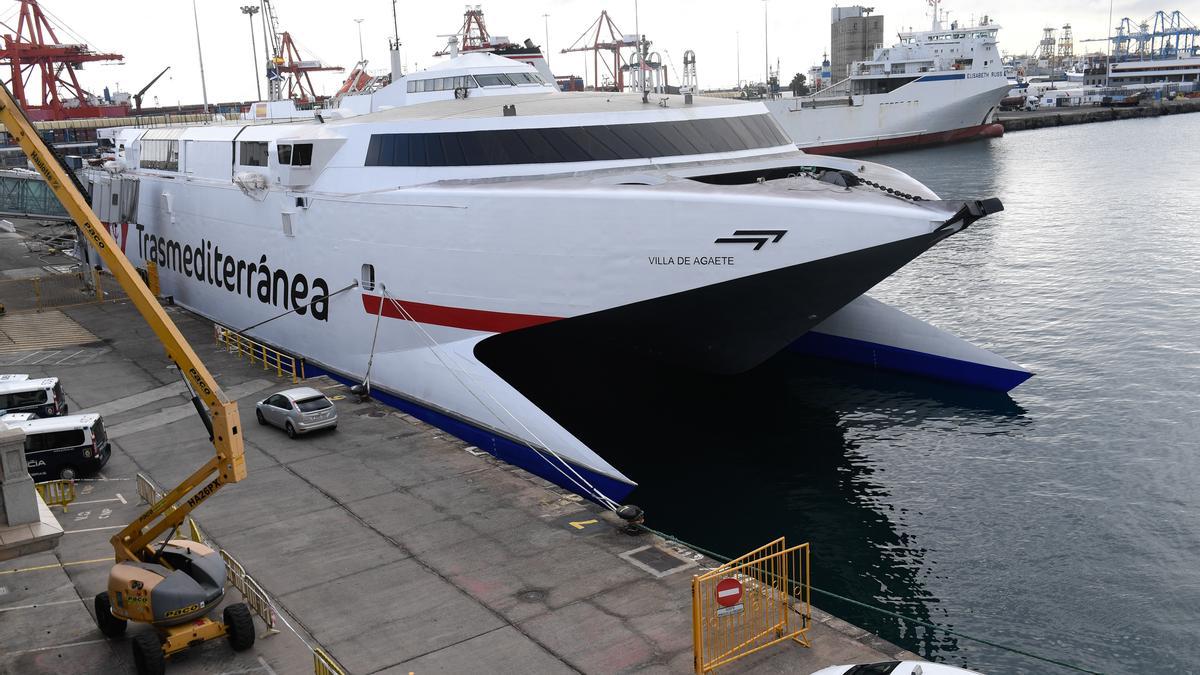 Barco entre Gran Canarias y Fuerteventura: Alta velocidad para conectar  Gran Canaria y Fuerteventura en Semana Santa