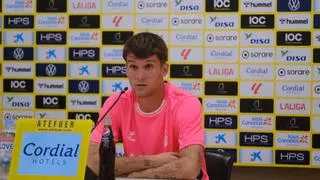 Marc Cardona niega que hubiera una pelea entre Jonathan Viera y García Pimienta en Villarreal: "No vi nada fuera de lo normal"