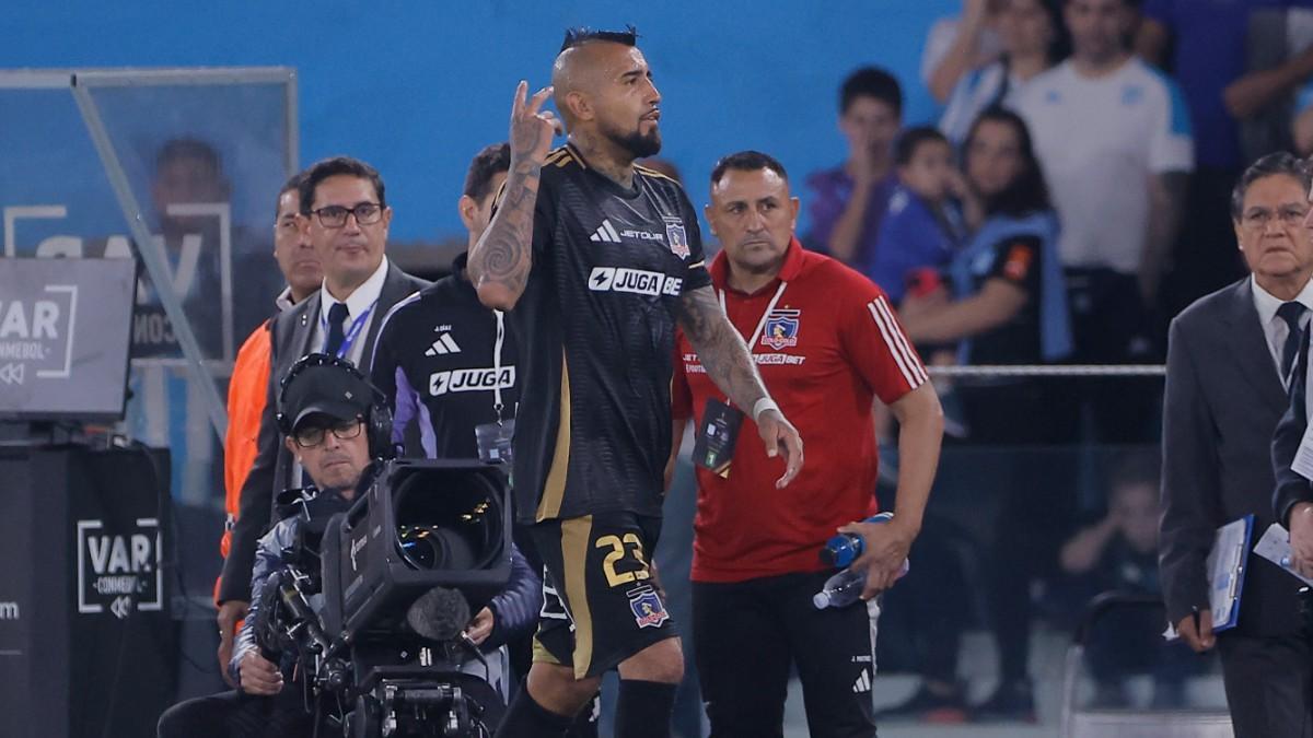 El polémico gesto de Arturo Vidal que levantó suspicacias