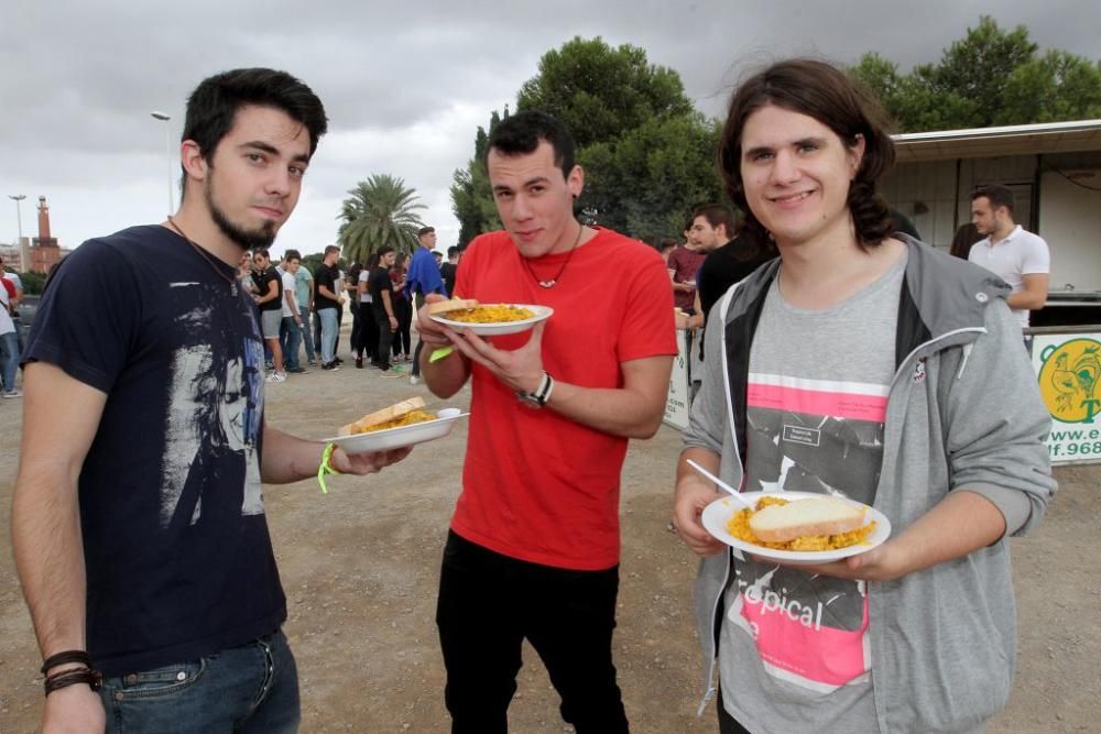 Paellas en la Bienvenida Universitaria de la UPCT