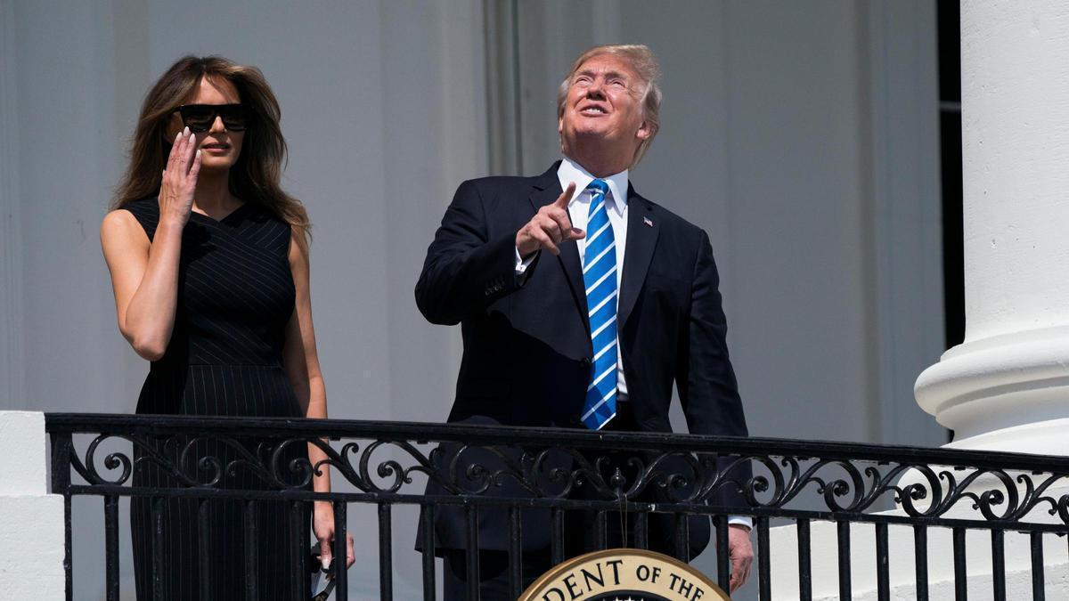 El día en que Trump miró al eclipse solar sin gafas de protección