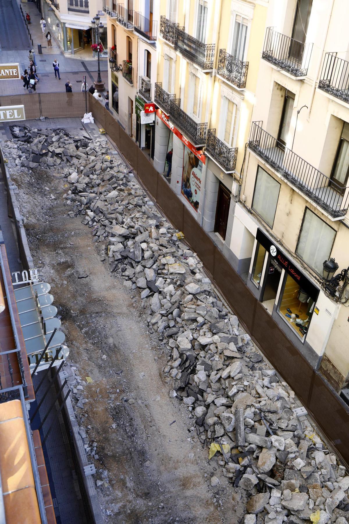 Adiós a la antigua calle Manifestación de Zaragoza: los primeros trabajos dejan estas imágenes