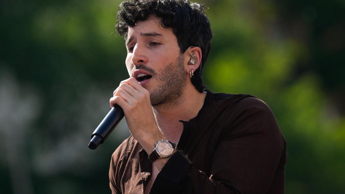 Sebastián Yatra presenta su nuevo disco en Madrid con un concierto grautito