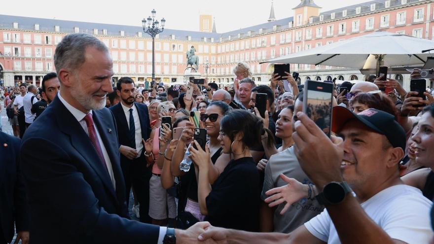 Felipe VI hace marqueses a Rafa Nadal y Luz Casal