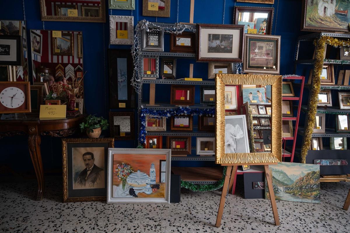 Adiós a la Cristalería Hernán Cortes después de más de 30 años en el centro de Zaragoza