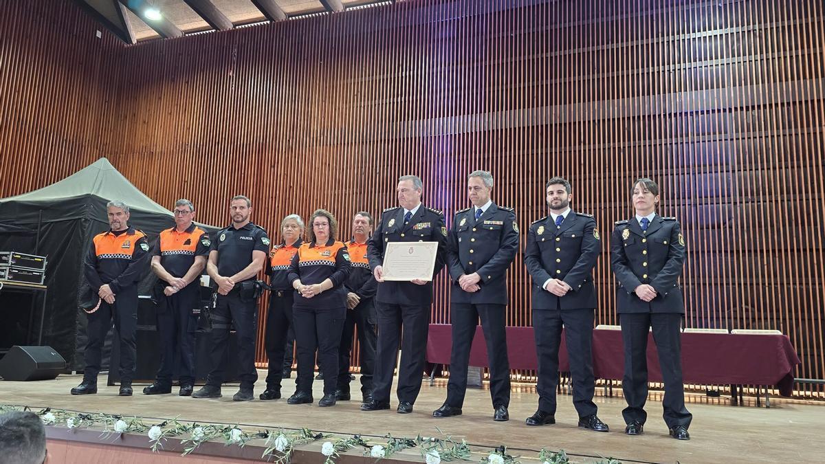 Adamuz rinde tributo colectivo a quienes auxiliaron en el accidente de tren