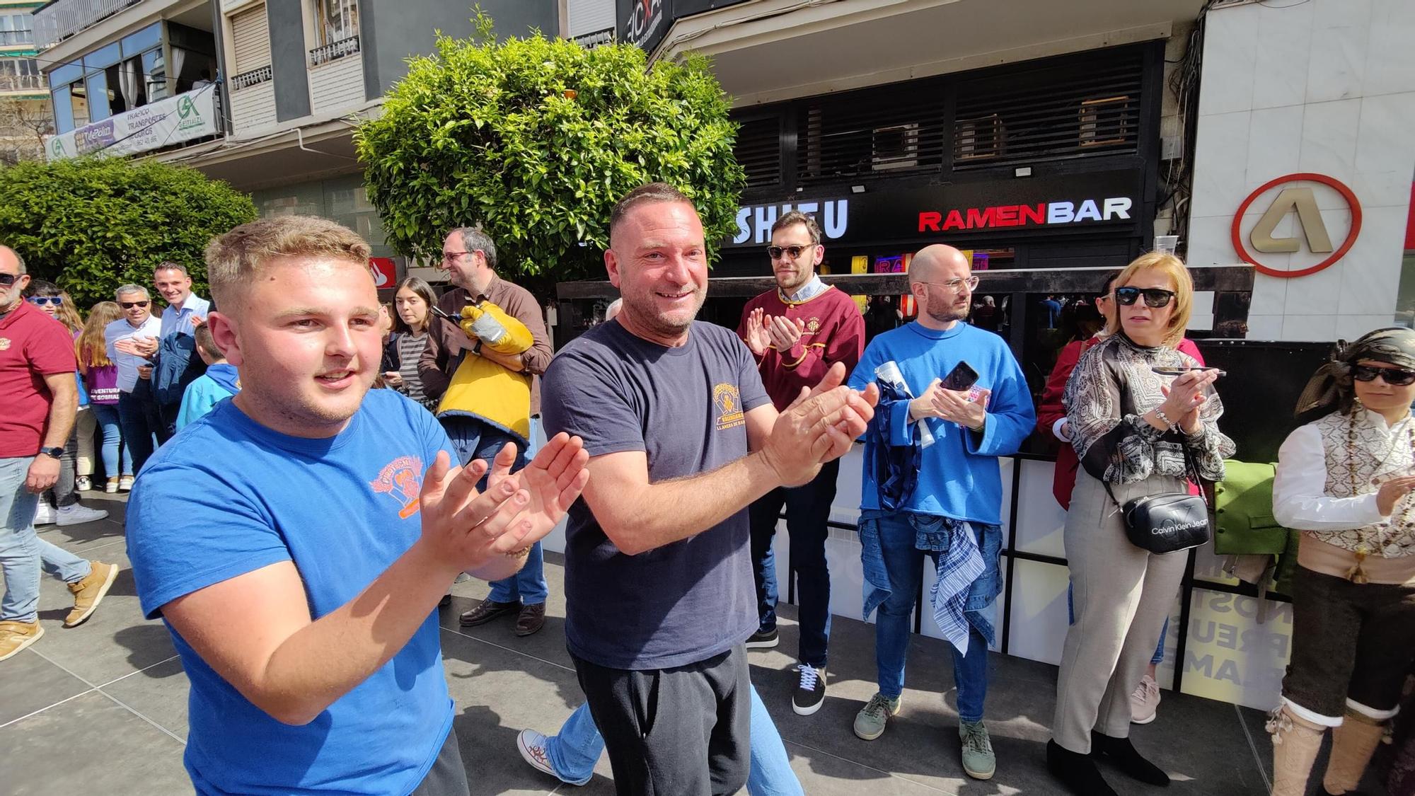 La 'mascletà' del 14 de marzo de Alzira en imágenes