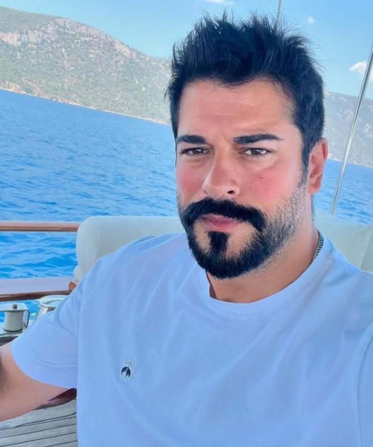 Burak Özçivit
