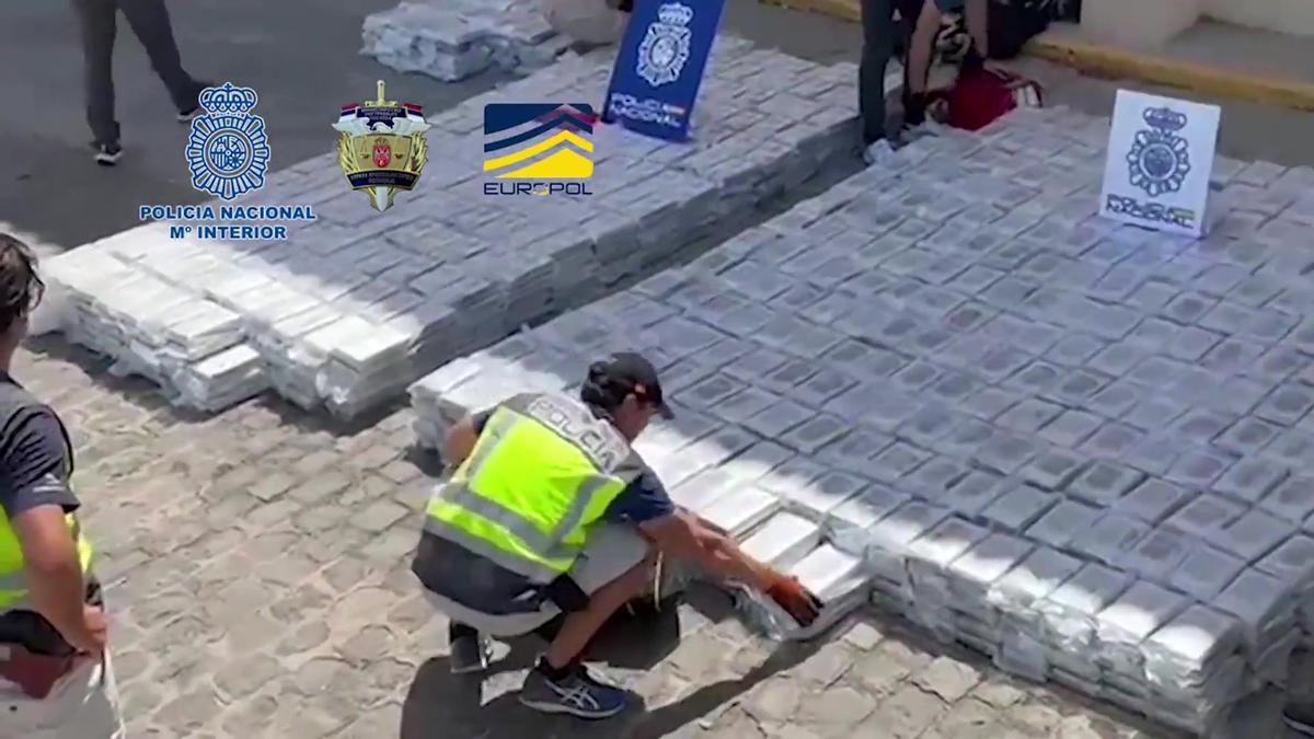 Interceptado un velero con 2,7 toneladas de cocaína en aguas próximas a Canarias