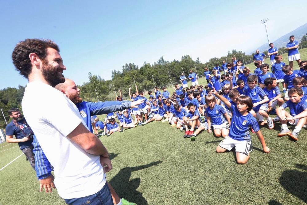 Juan Mata, en el Campus del Real Oviedo