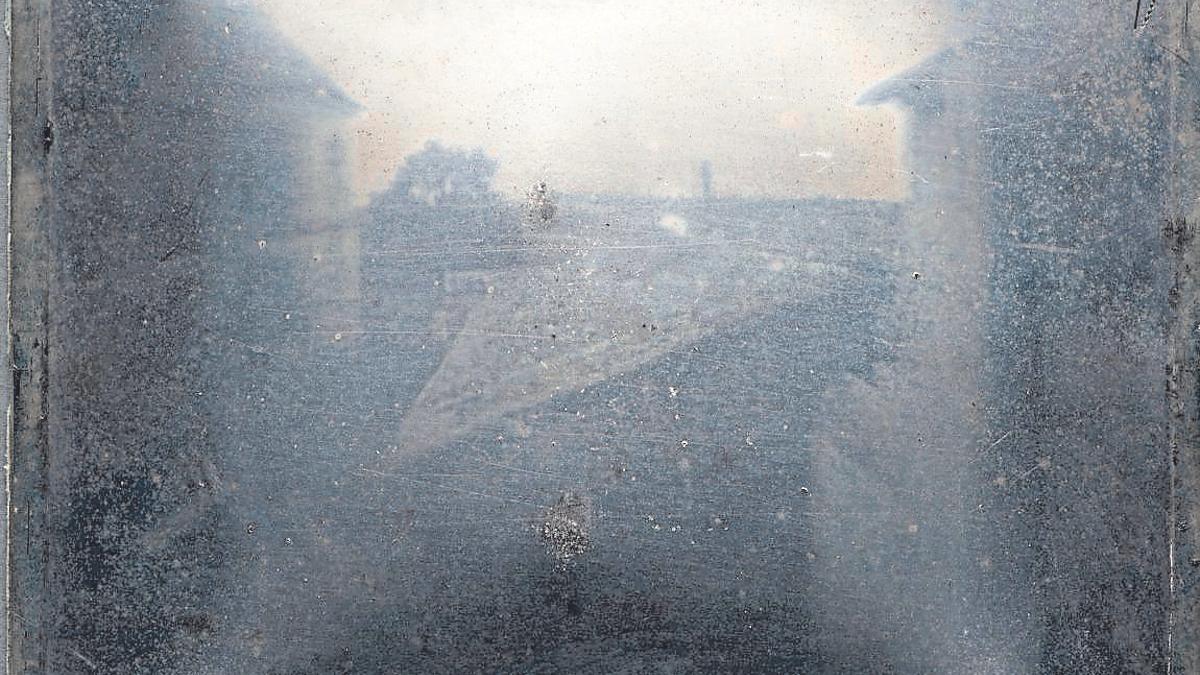 Estado original de la heliografía 'Vista desde la ventana de Le Gras'.