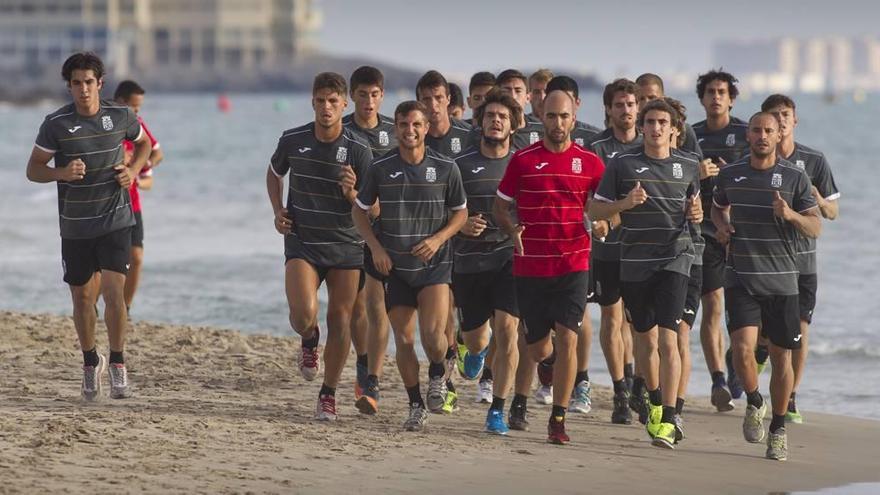 El Rayo Vallecano pone hoy a prueba los nuevos conceptos tácticos del Cartagena