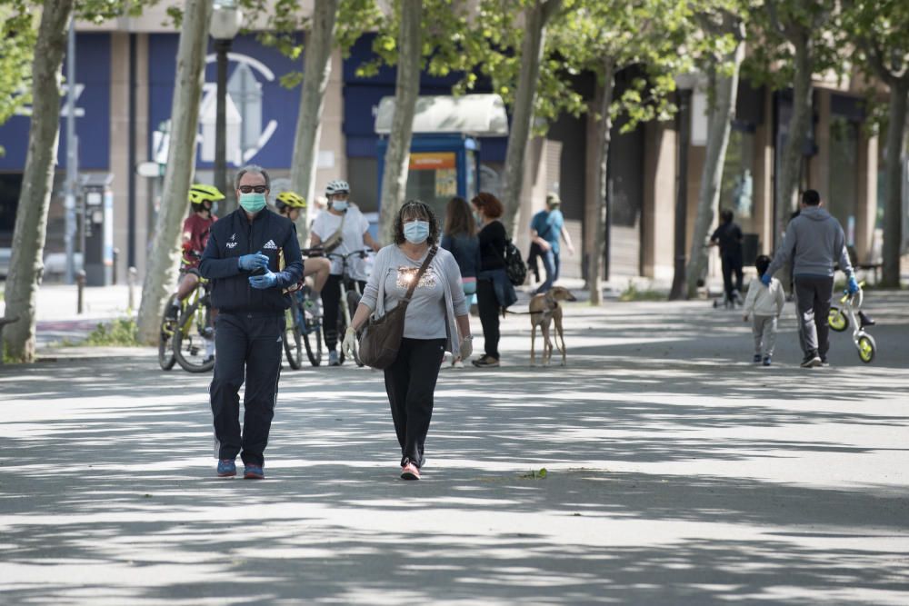 Els menors de 14 anys poden sortir a passejar una hora al dia acompanyats d''un adult