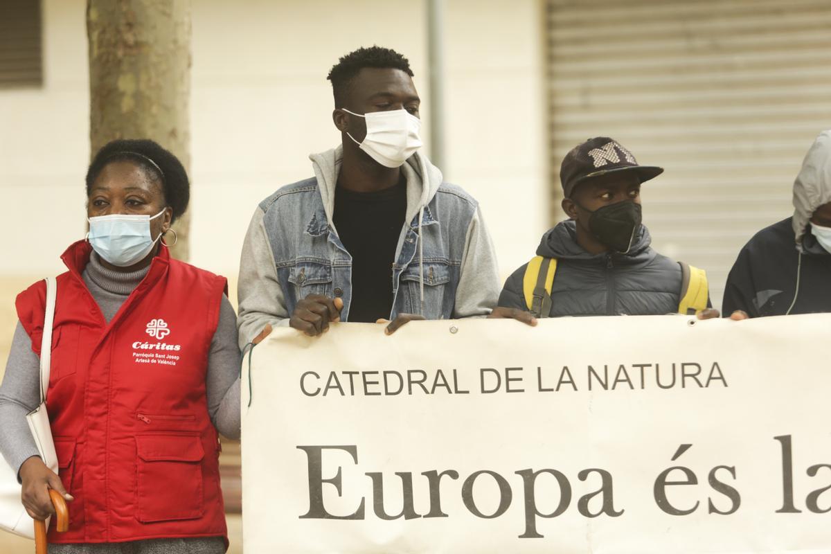 VLC / CONCENTRACION CONTRA EL RACISMO EN BENICALAP.