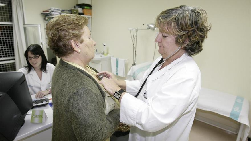 El cierre de consultas también roza «el 50%» en Zaragoza y Teruel