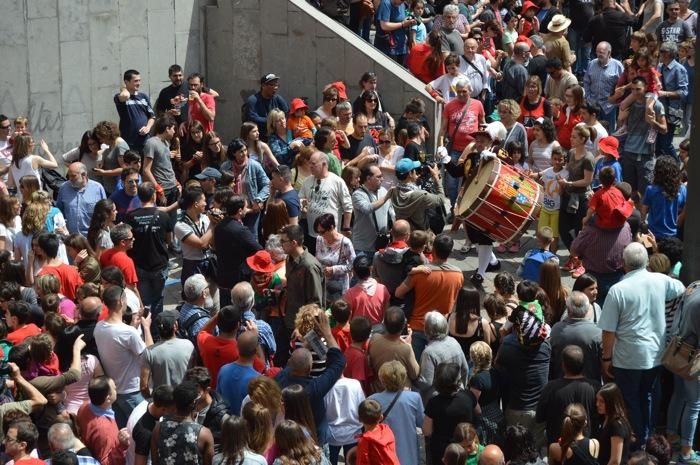 Patum: la passada de dimecres al migdia en fotos