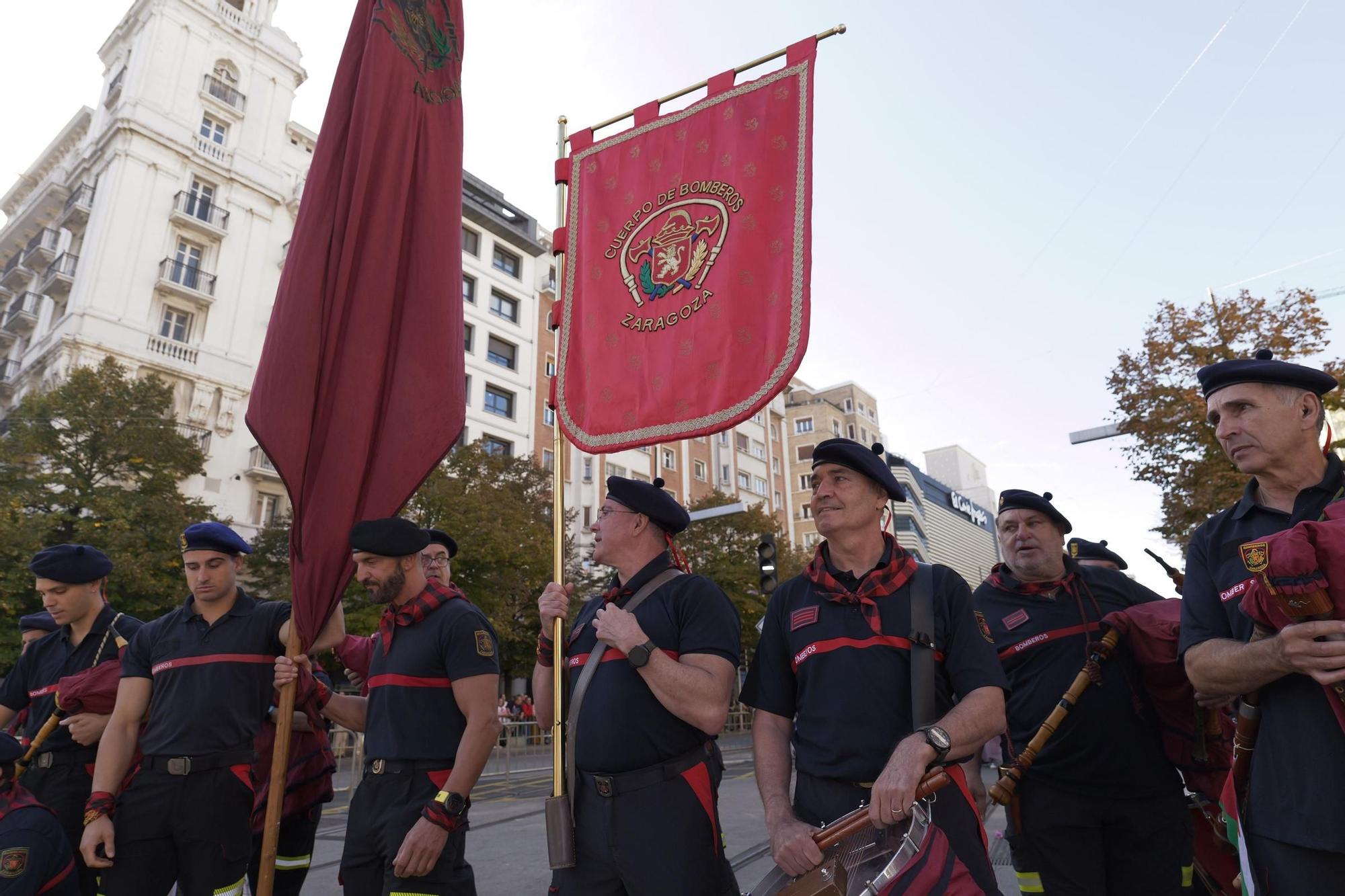 En imágenes | Zaragoza vive su día grande con la Ofrenda de Flores a la Virgen del Pilar