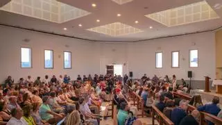 Badajoz le da el último adiós más musical al polifacético Gene García