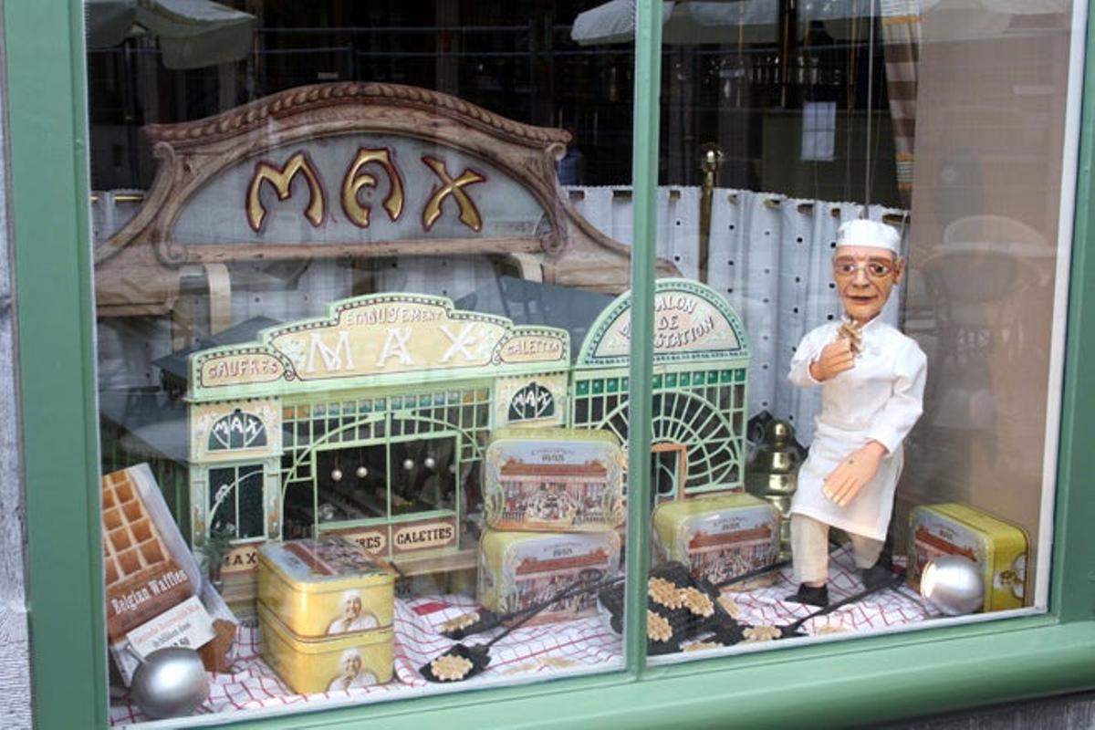 MAX