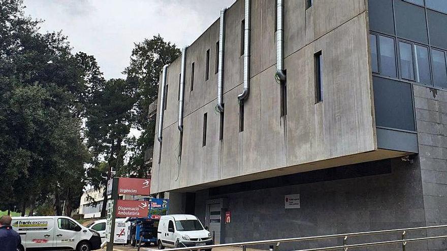 Una imatge de l&#039;exterior d&#039;Urgències de l&#039;hospital de Figueres.