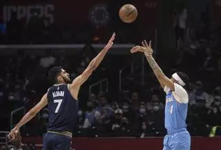 Aldama firma su mejor partido en la NBA para vencer a los Mavericks